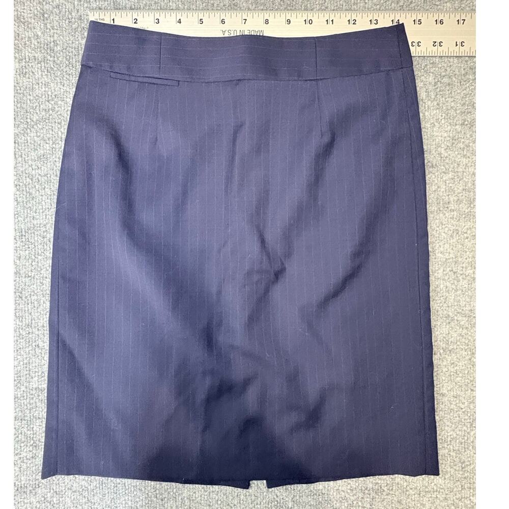 J. Crew Original Fit Navy Pinstripe Skirt Size 2 99% Wool Tailored Separate